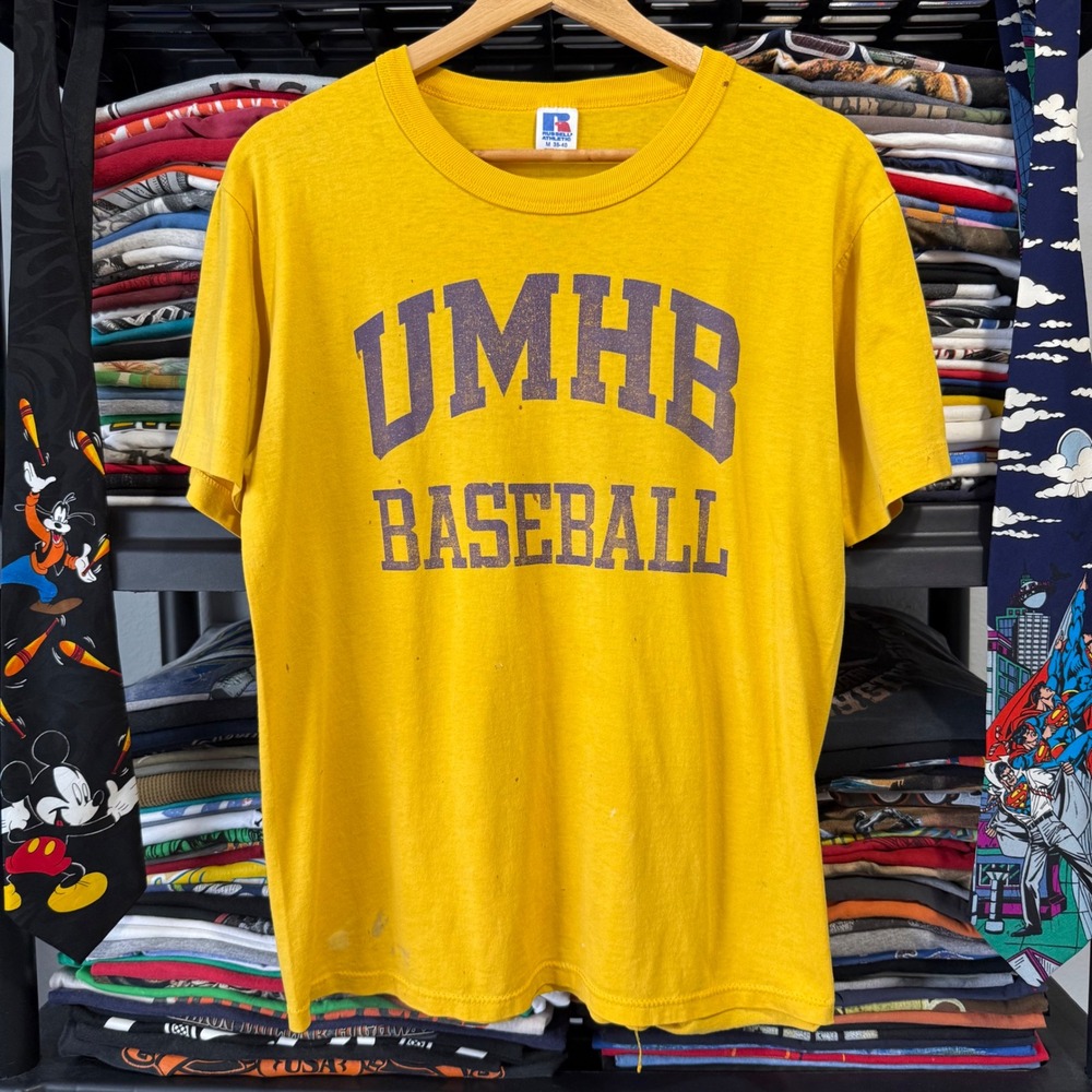 Vintage Yellow UMHB Baseball Russell Athletic Graphic Tee Size M Marks Cropped